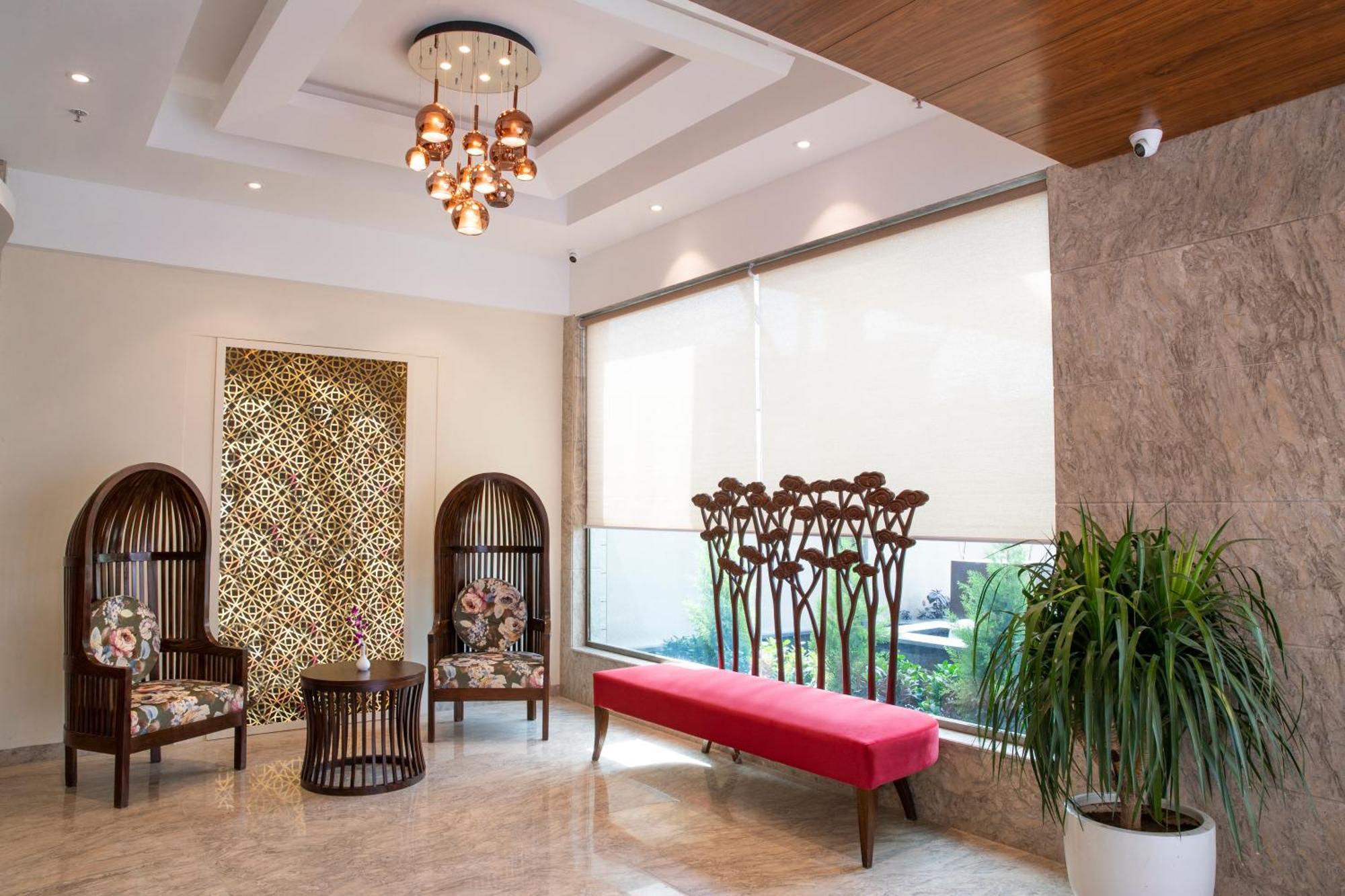 Regenta Central Cassia Zirakpur Chandigarh Exterior foto