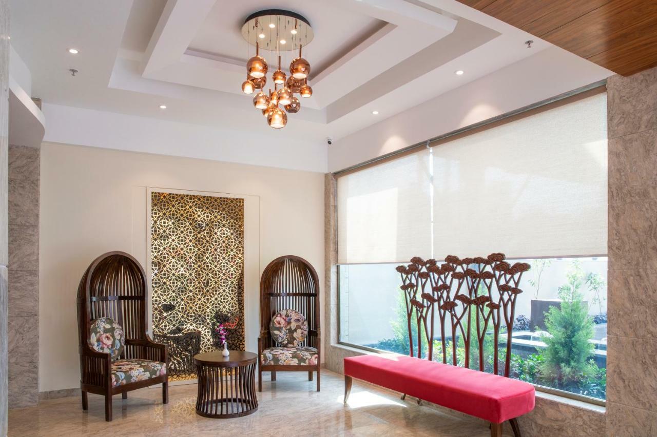 Regenta Central Cassia Zirakpur Chandigarh Exterior foto
